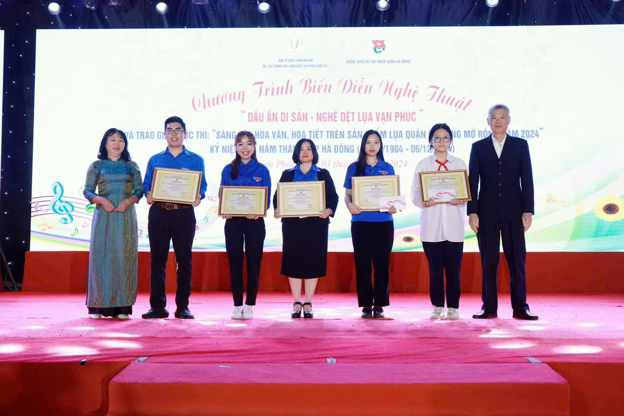 Phượng KK
