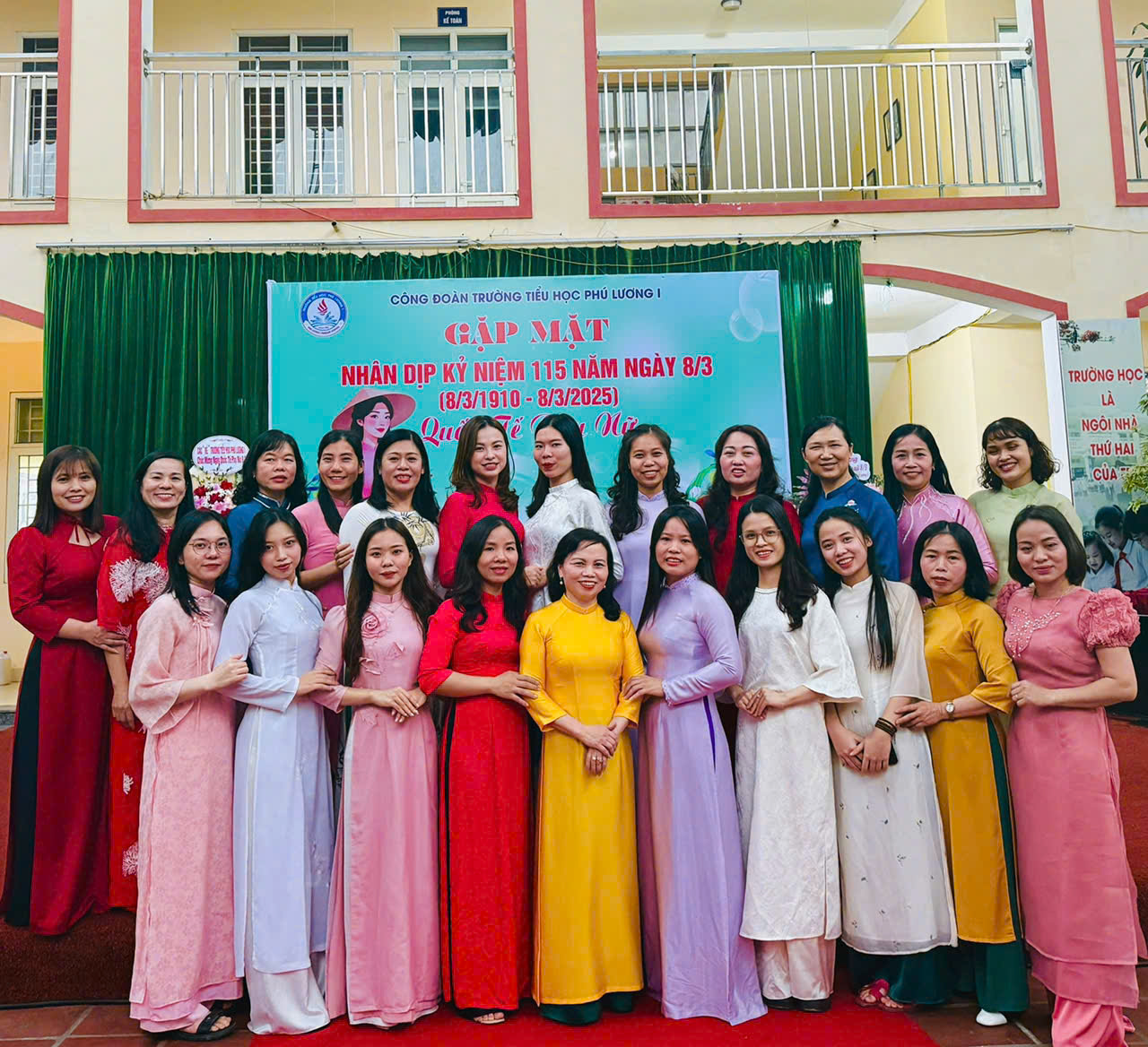 Gặp mặt nhân dịp kỷ niệm 115 năm ngày 8/3/1910-8/3/2025 ngày Quốc tế Phụ nữ 8/3.