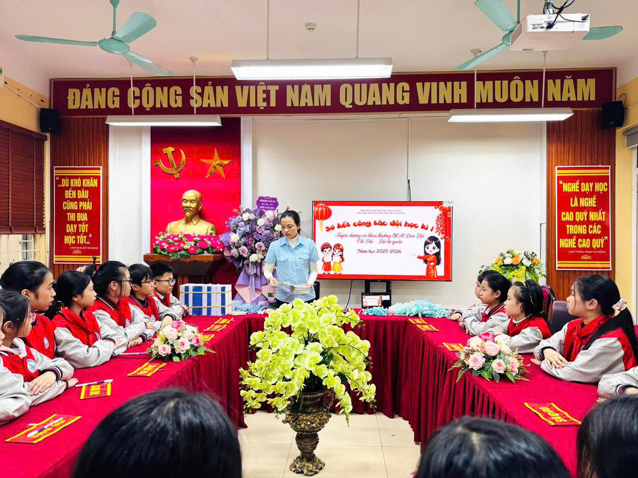 🌟 SƠ KẾT CÔNG TÁC ĐỘI HỌC KÌ I 🌟  🎉 TUYÊN DƯƠNG – KHEN THƯỞNG LIÊN ĐỘI, CHI ĐỘI, ĐỘI TỰ QUẢN 🎉